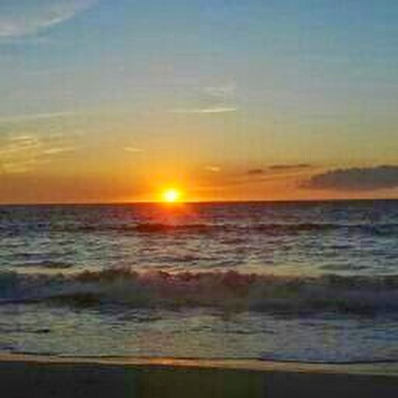 Meet your Posher, Tiffanie - Picture 1 of 1